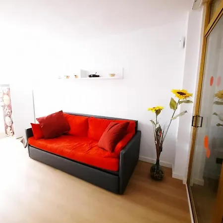 La Casita De *